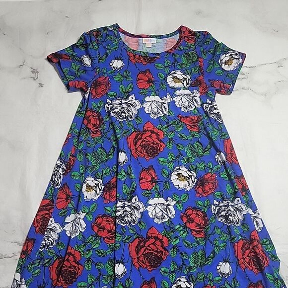 LuLaRoe Dresses & Skirts - LulaRoe Carly Red/White Rose Print